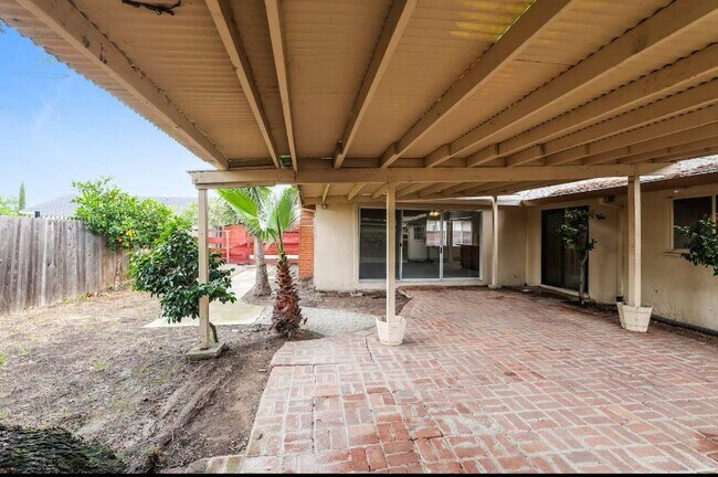 Building Photo - 209 Bart Ave