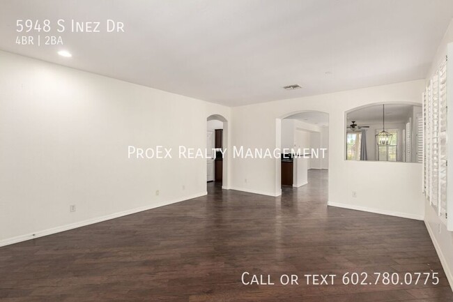 Building Photo - 5948 S Inez Dr