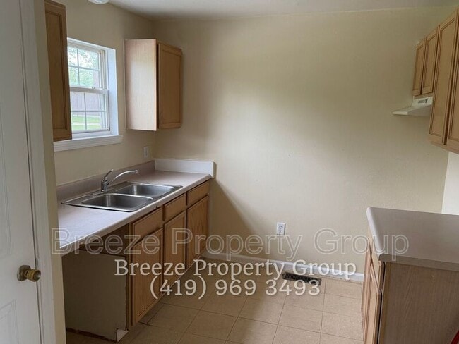 Building Photo - 623 Hope St