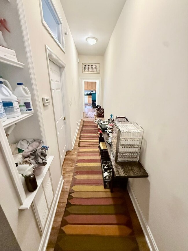 Building Photo - 195 Barrow St