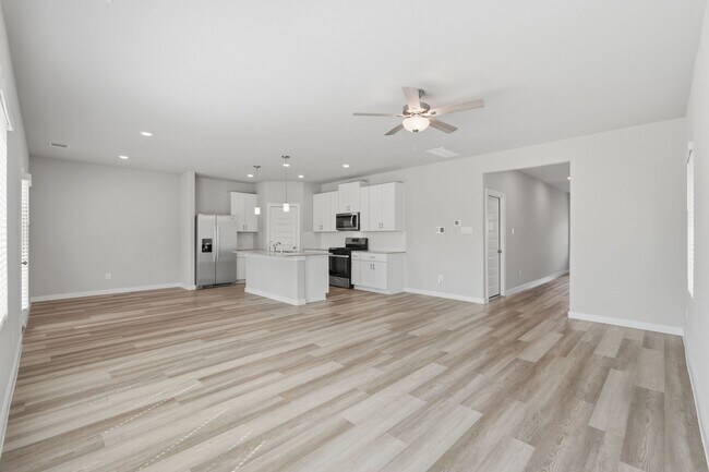 Building Photo - 17430 Rosette Grass Dr
