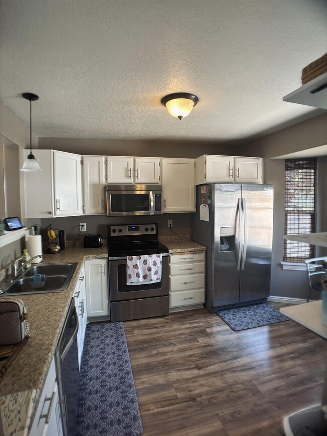 Building Photo - 338 Spring Creek Pkwy