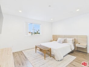 Building Photo - 14525 Killion St