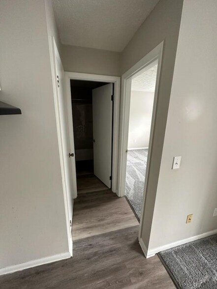 Building Photo - 1804 Woodlawn Ave NW