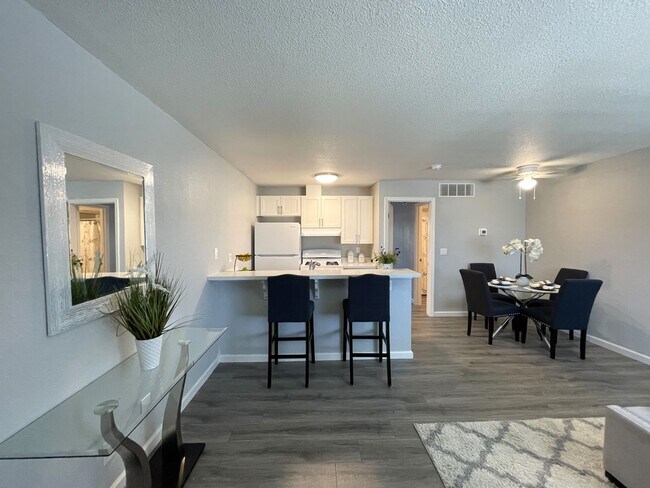 Building Photo - La Madera Apartments