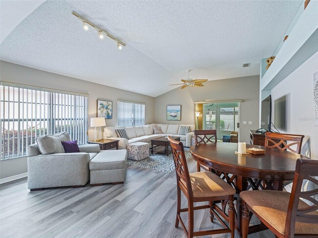 Building Photo - 901 San Benito Ln