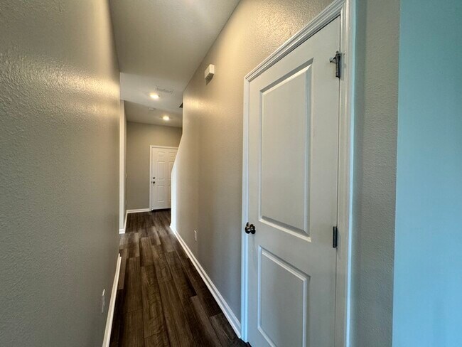 Building Photo - 4 Bed/3 Bath/2 Car Garage New Construction...