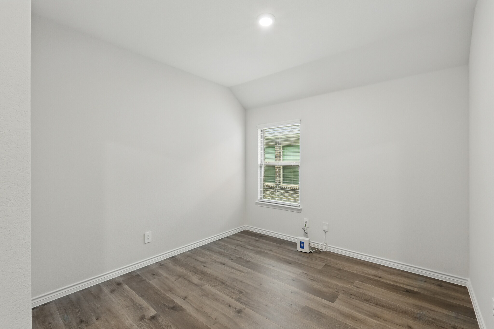 Building Photo - 9732 Quail Pointe Rd