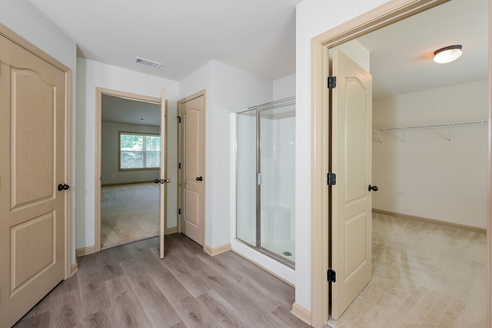 Building Photo - 3096 Montauk Hill Dr NE