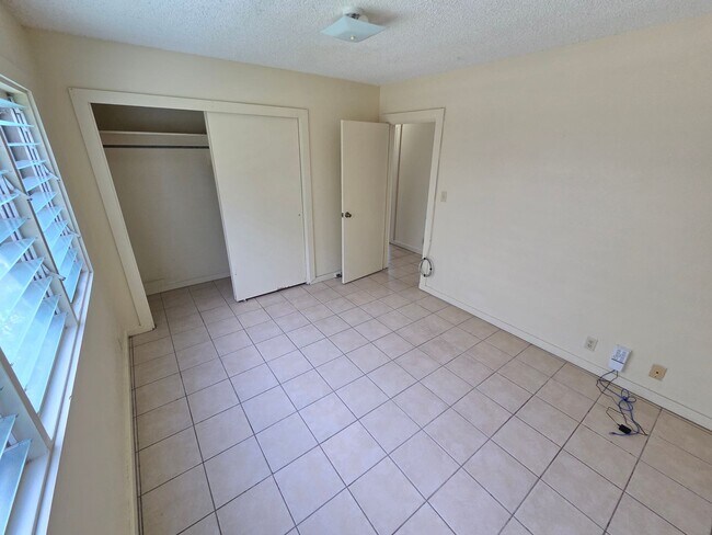 Building Photo - 425 Kawailoa Rd