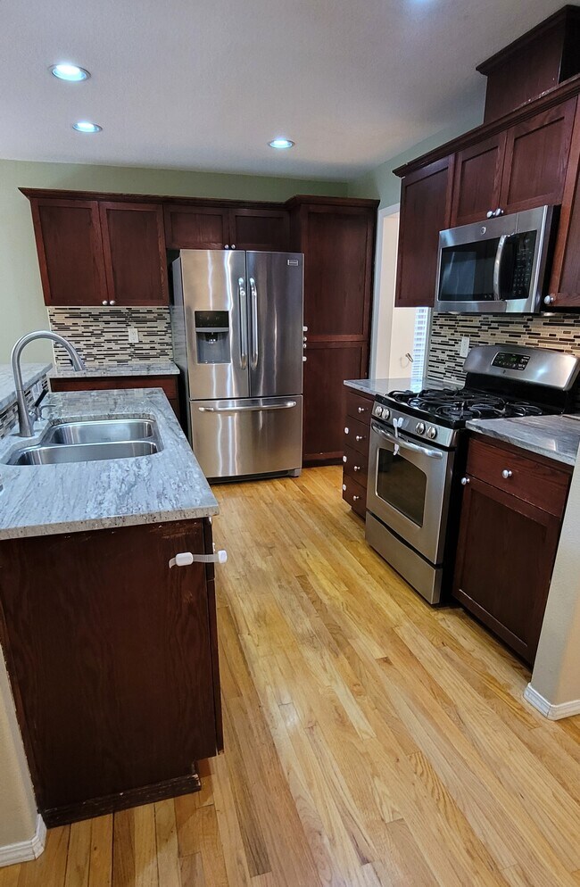 Building Photo - 17077 NW Elk Run Dr