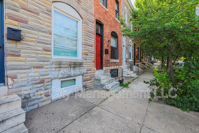 Building Photo - 27 N East Ave