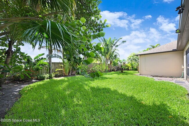 Building Photo - 1135 Egret Lake Way