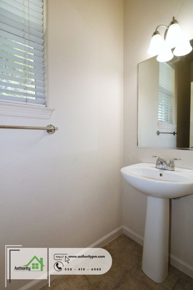 Building Photo - 2359 Shining Star Way