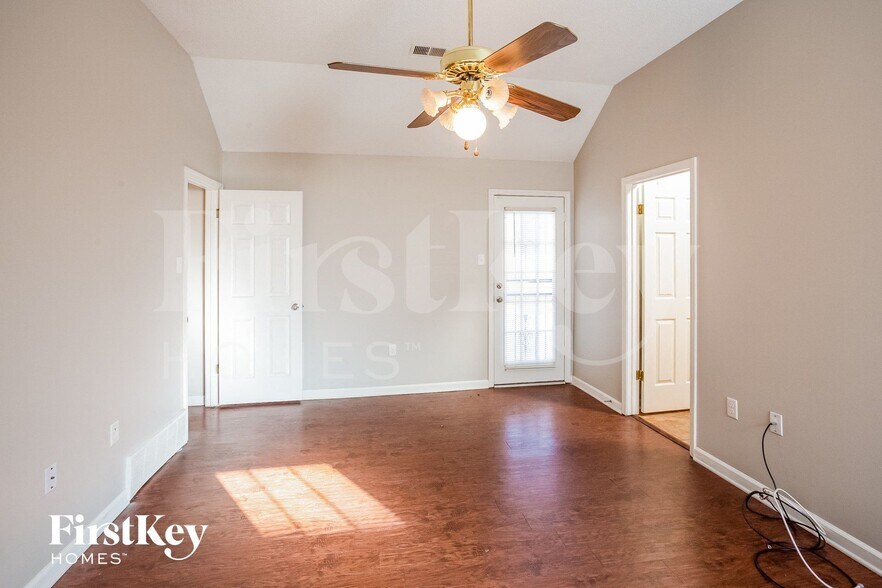 Building Photo - 4932 Water Fowl Ln