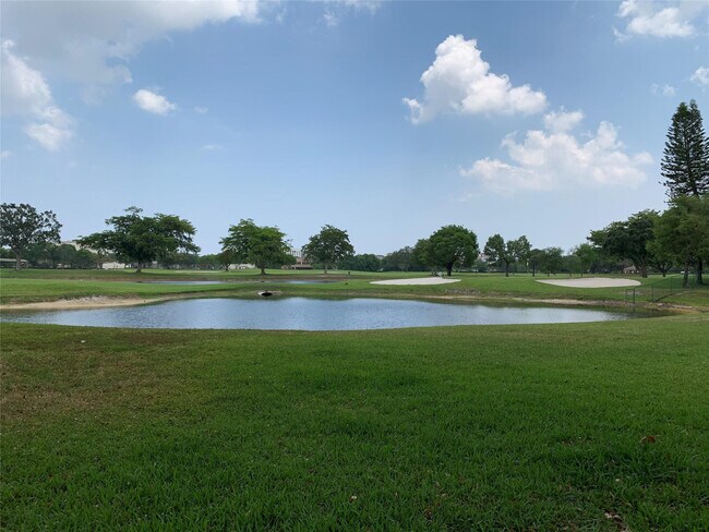 Building Photo - 3100 W Rolling Hills Cir