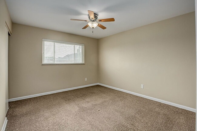 Building Photo - 135 Commonwealth Ave