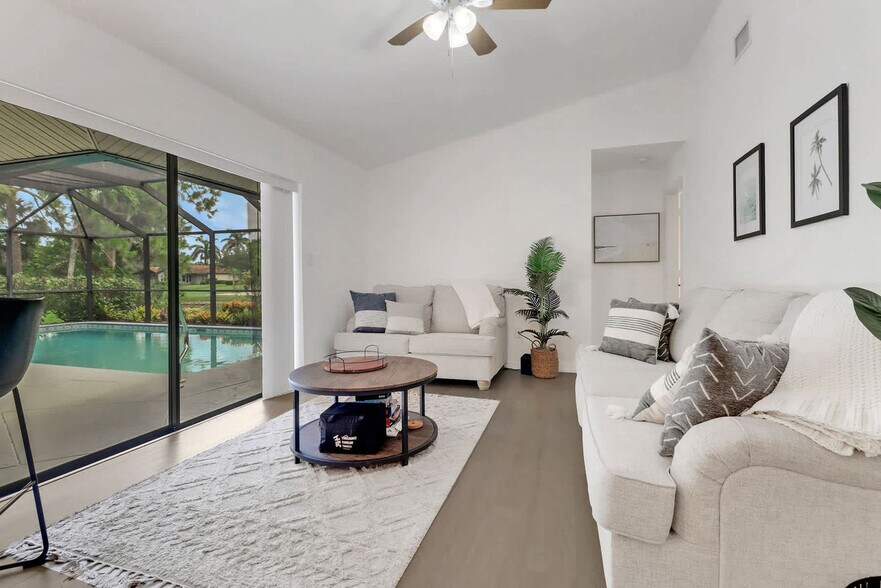 Primary Photo - 1514 Forest Lakes Blvd