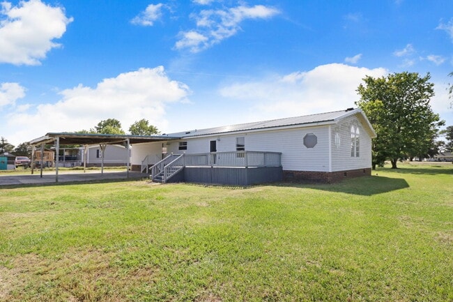 Building Photo - *SPACIOUS HOME IN PIKEVILLE SCHOOL DISTRICT*