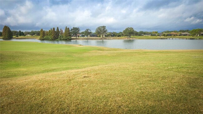 Building Photo - 6955 Lake Eaglebrooke Dr