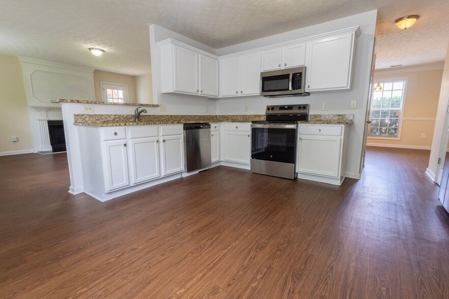 Building Photo - 2432 Pendergrass Ln