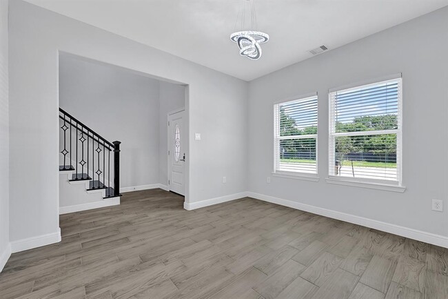 Building Photo - 13222 Donegal Way