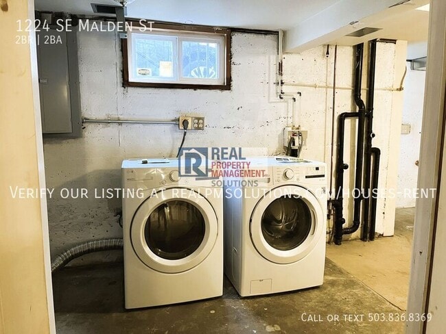 Building Photo - 1224 SE Malden St