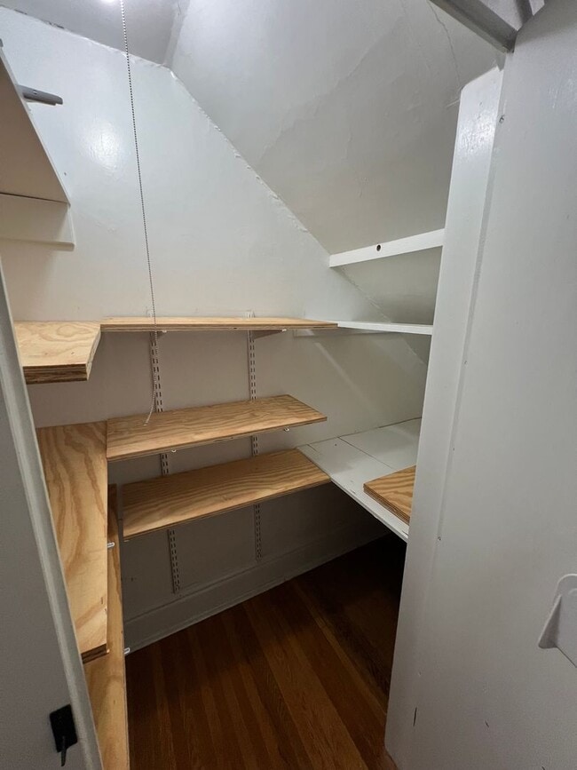 Building Photo - 815 Madison Ave