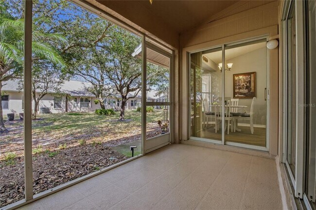 Building Photo - 1221 Wolford Dr