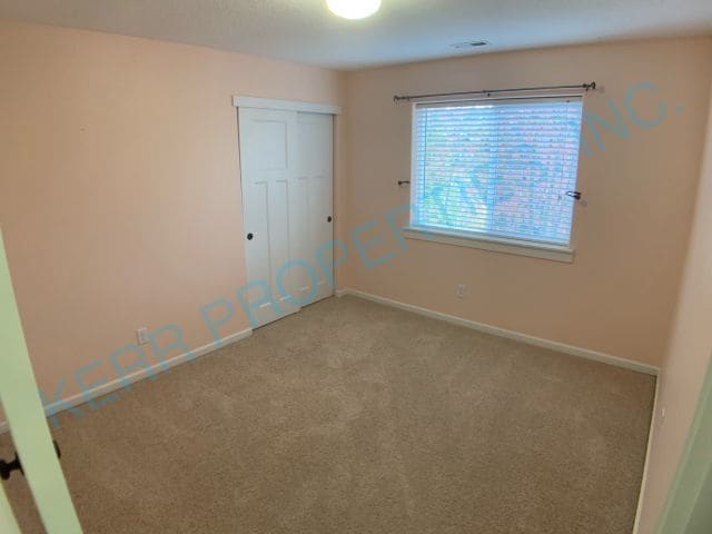 Building Photo - 408 NE 141st Pl