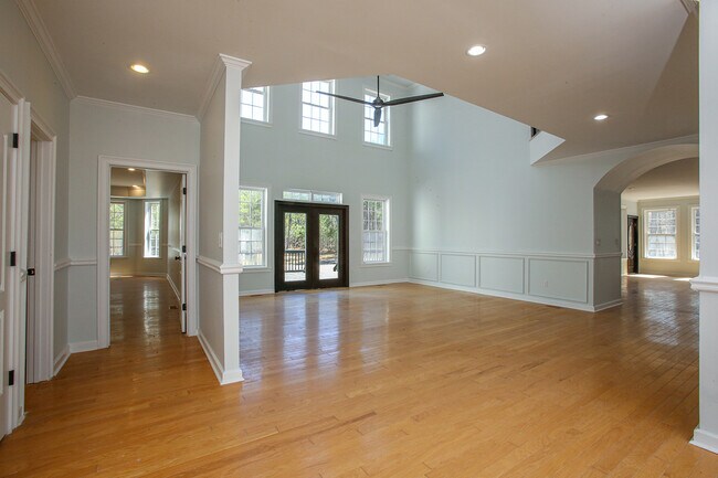 Building Photo - 1508 Mullis Rd