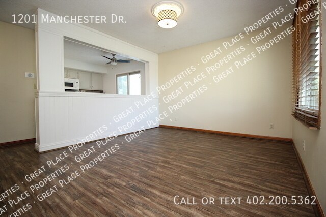Building Photo - 1201 Manchester Dr