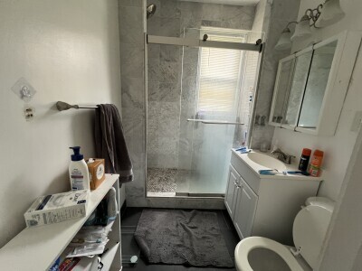 Building Photo - 50 Queensberry St