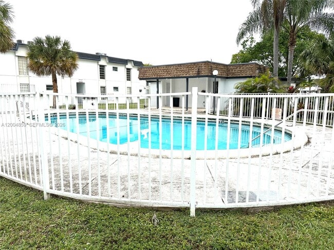 Building Photo - 7256 SW 94th Pl