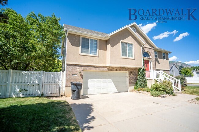 Building Photo - 4 Bed Home in Quiet S. Weber Neighborhood Near Park