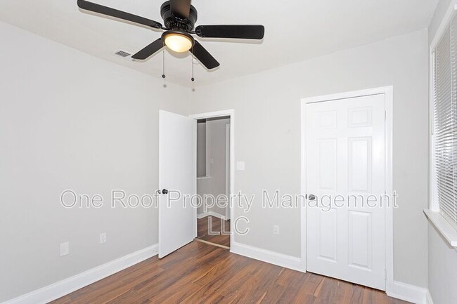 Building Photo - 3006 Brooklyn Ave