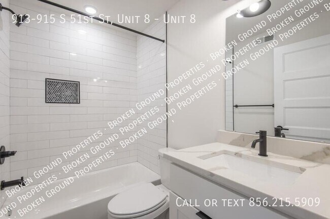 Building Photo - 913-915 S 51st St, Unit 8-Unit 8