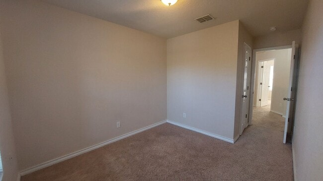 Building Photo - Wurzbach Heights Townhome for Rent ~ 3 Bedroom corner Unit with Private Yard and Garage