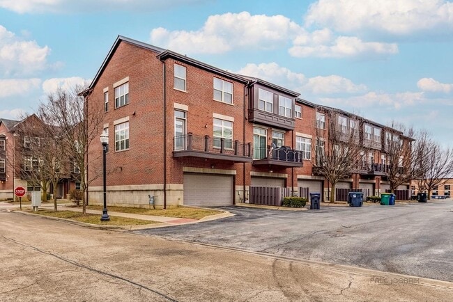 Building Photo - 726 Keystone Ln