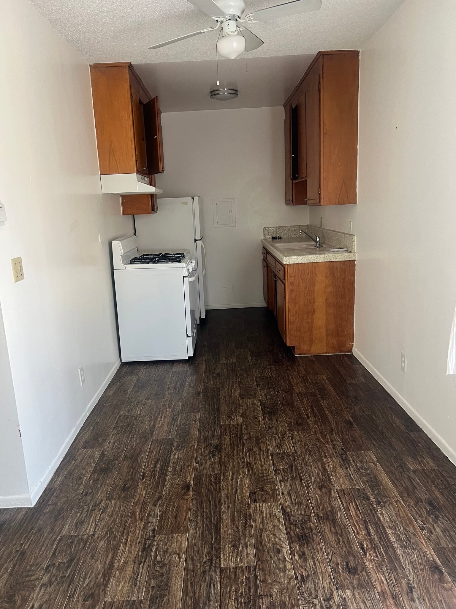 Building Photo - 3755 Vinton Ave