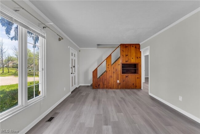 Building Photo - 20117 Butternut Ln