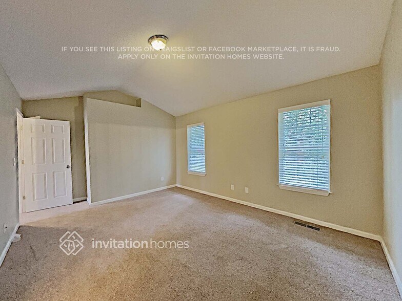 Building Photo - 2323 Wavetree Ln NW