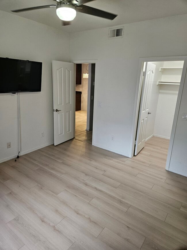 Building Photo - 14145 N 92nd St