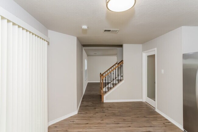 Building Photo - 9414 Arden Bend