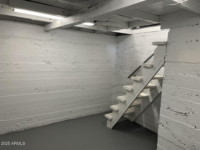 Building Photo - 737 S 2nd St