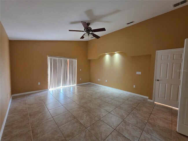 Building Photo - 4532 Great Blue Heron Dr