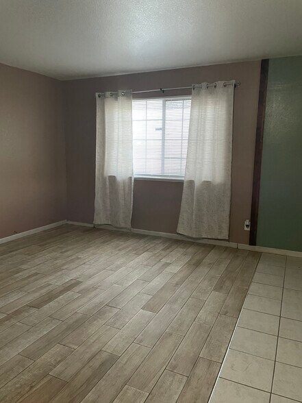 Building Photo - 12066 Idaho Ave