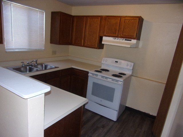 Building Photo - Littleton Ranch Style Home - 2 Bedrooms - ...