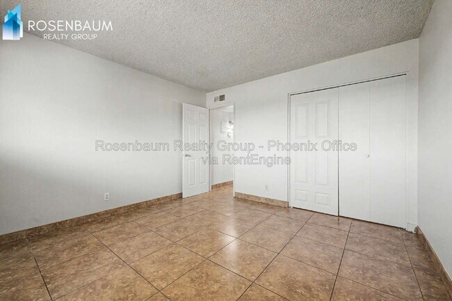 Building Photo - 1746 E 6th Ave