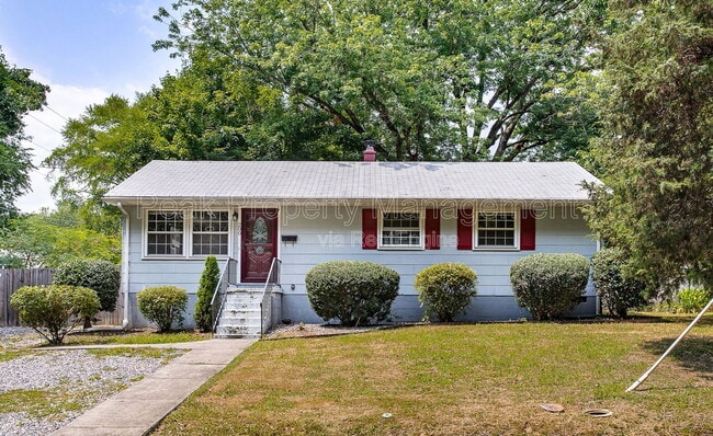 Building Photo - 200 N Grove Ave